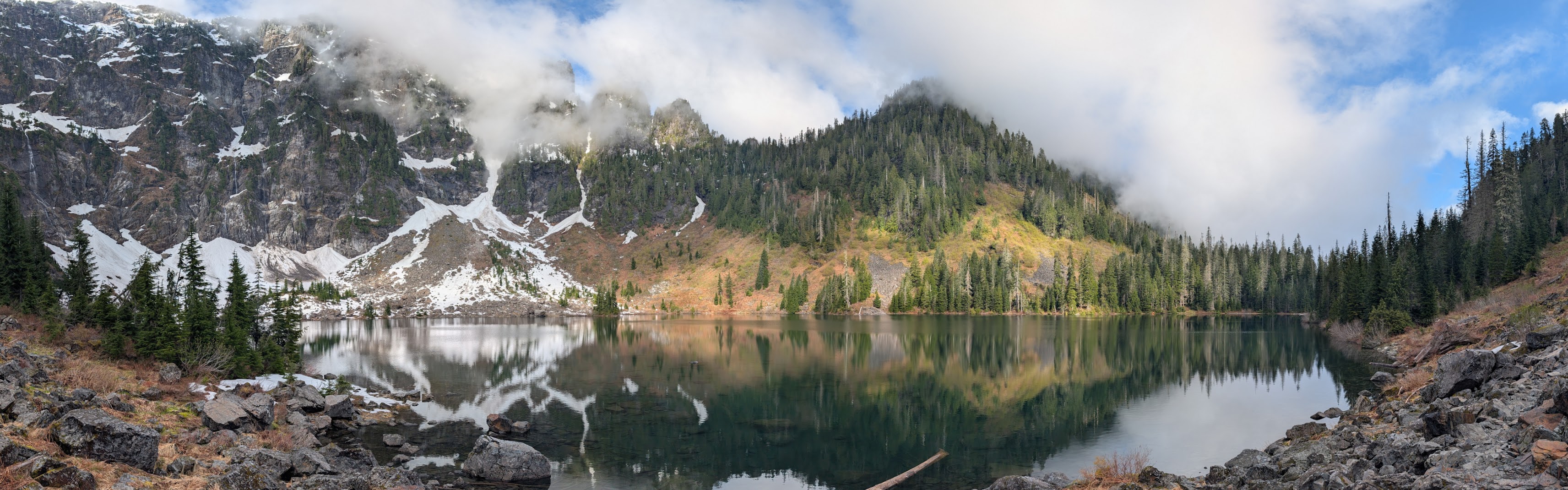 Water. Lake 22, 2025